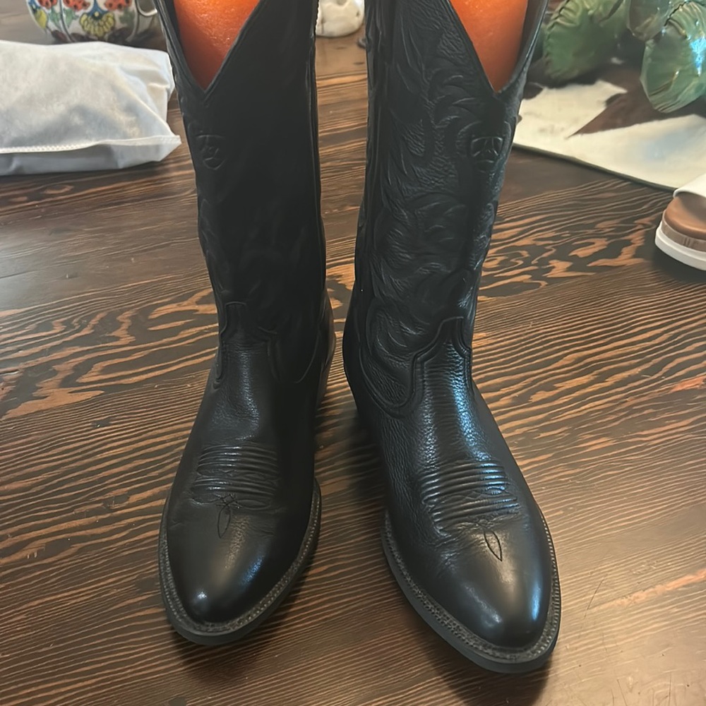 Brand new Ariat boots